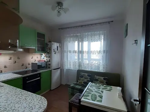 квартира за адресою Бориса Гмирі вул., 12-Б