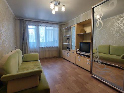 квартира за адресою Космонавтів вул., 146б