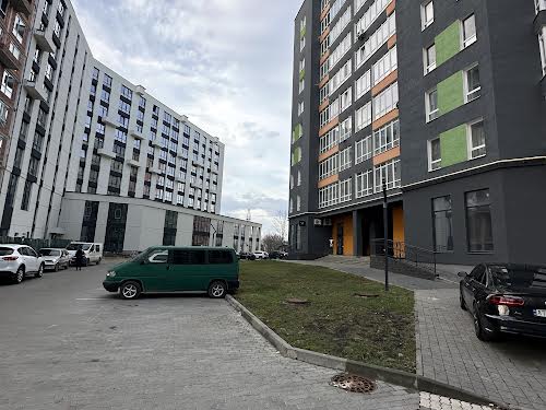 квартира за адресою Приозерна вул., 30