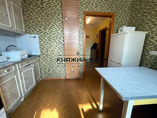 квартира по адресу Александра Мишуги ул., 11