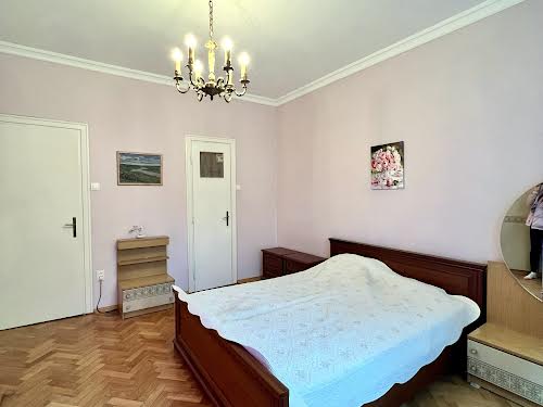 квартира за адресою Глибока вул., 13