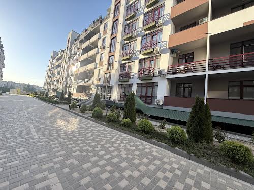 квартира за адресою Владислава Бувалкіна вул., 66а