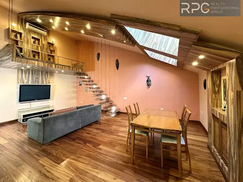 квартира за адресою Шота Руставелі вул., 44