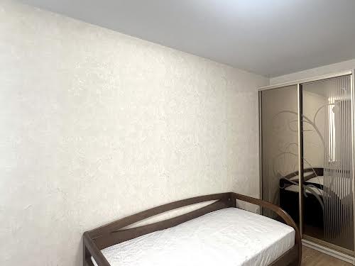 квартира за адресою Регенераторна, 4