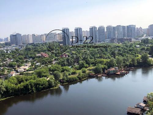 квартира за адресою Зарічна вул., 8