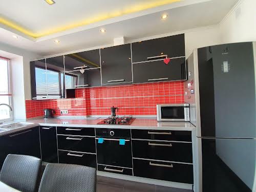 квартира по адресу Куренного Черноты ул., 2