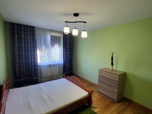 квартира по адресу Князя Святослава пл., 5