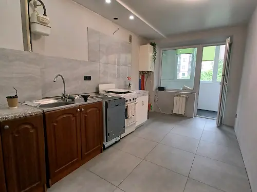 квартира по адресу Хотинська, 9