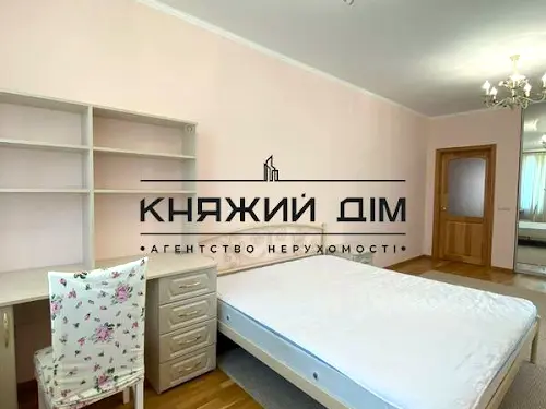 квартира за адресою Академіка Глушкова просп., 9-В