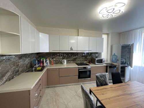 квартира за адресою Регенераторна вул., 4