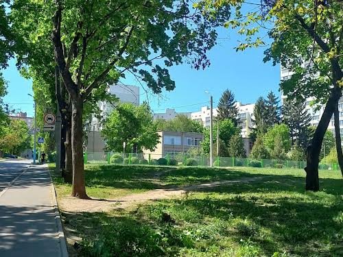 квартира за адресою Познанська вул., 11Б