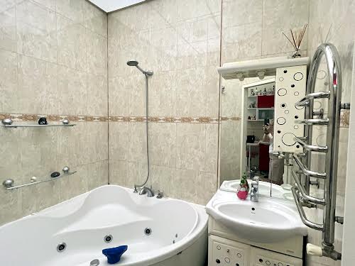 квартира за адресою Коцюбинського, 10