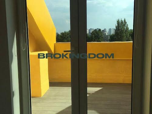 квартира за адресою Регенераторна вул., 4 к15