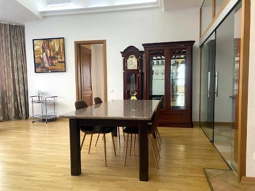 квартира по адресу Кловский спуск, 5