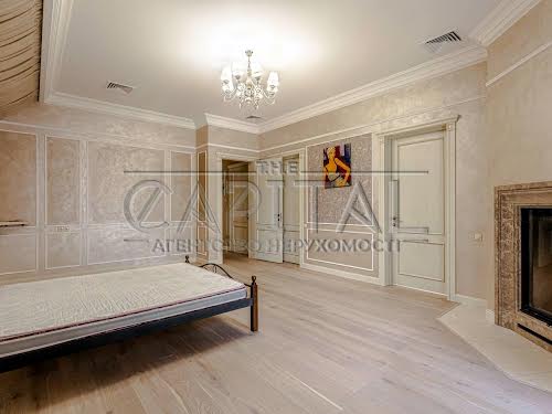 будинок за адресою с. Дмитрівка, радісна