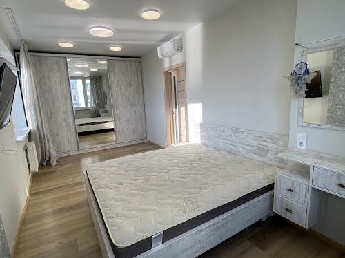 квартира за адресою Оболонський просп., 1к2