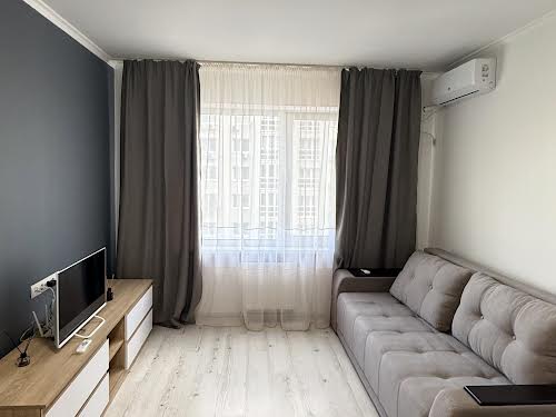 квартира за адресою Бориса Гмирі вул., 16