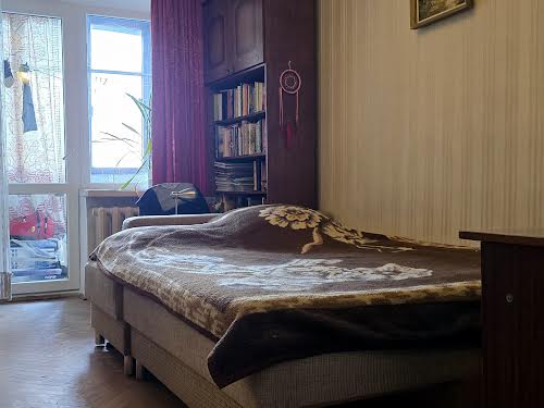квартира за адресою Голосіївський просп. (40-річчя Жовтня), 25