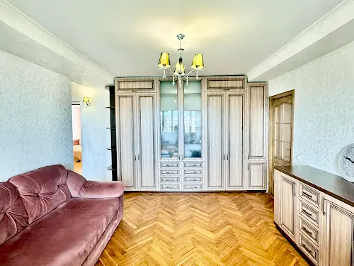 квартира за адресою Мілютенка вул., 28-А