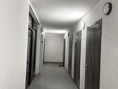квартира за адресою Залізнична вул., 9