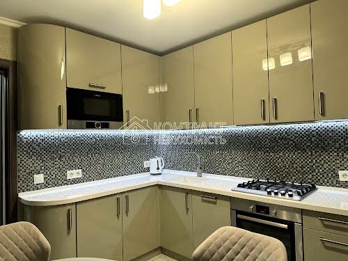 квартира за адресою Астрономічна вул., 35Г