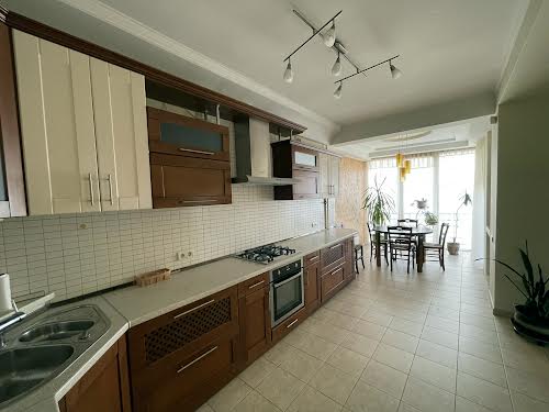 квартира за адресою Академіка Андрія Сахарова вул., 82