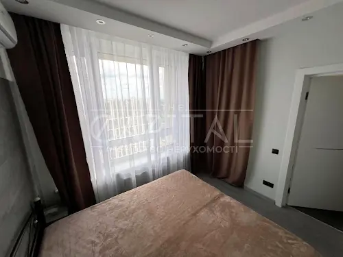 квартира за адресою Зарічна вул., 4