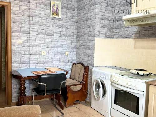 квартира за адресою Соломії Крушельницької вул., 15