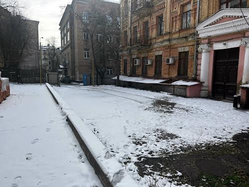 комерційна за адресою Ярославів Вал вул., 29б