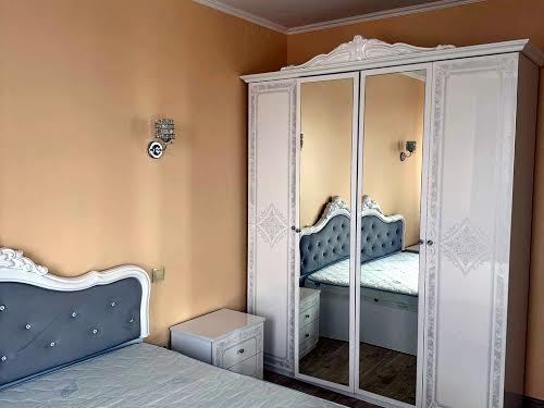 квартира за адресою Залізнична вул., 20