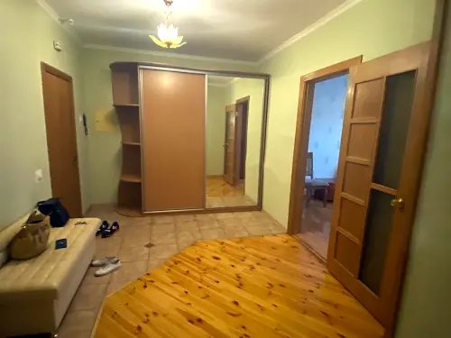 квартира за адресою Миколи Голего вул. (Лебедєва-Кумача), 5