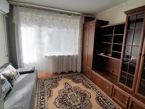 квартира за адресою Затонского, 24