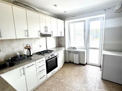 квартира по адресу Крушельницких ул., 12