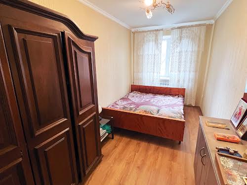 квартира по адресу Михаила Комарова ул., 2а