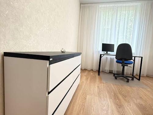 квартира за адресою Регенераторна вул., 4 к8