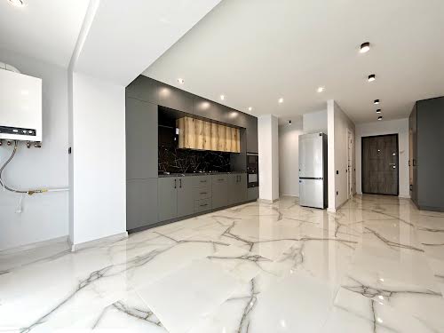 квартира по адресу Степана Бандеры ул., 77