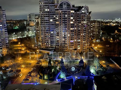 квартира за адресою Старонаводницька вул., 13