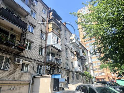 квартира за адресою Василя Тютюнника вул. (Анрі Барбюса), 11/2