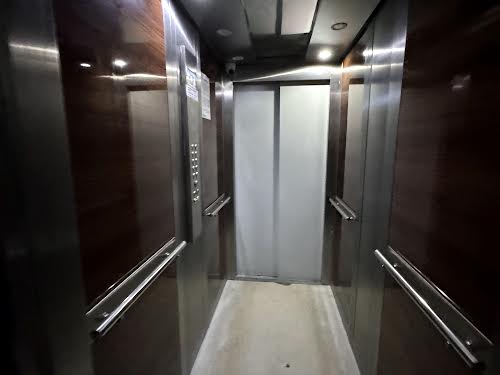 квартира по адресу Героев Небесной Сотни просп., 18