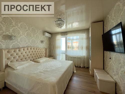 квартира по адресу Михаила Лушпы просп., 42