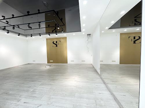 комерційна за адресою Боголюбова вул., 34