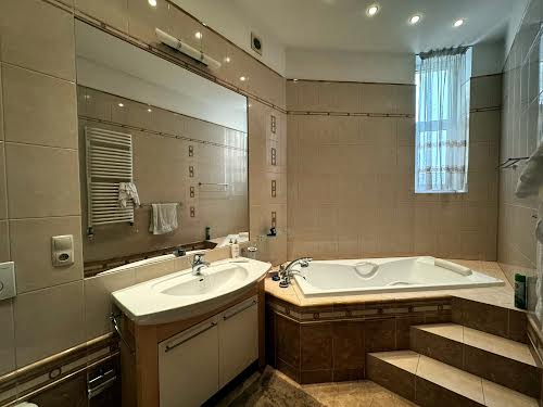 квартира по адресу Новаковского ул., 8