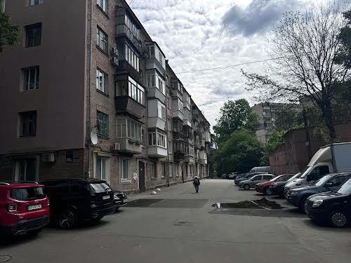 квартира по адресу Деревлянская ул. (Якира), 19-А