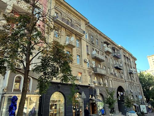 квартира за адресою Заньковецької вул., 6