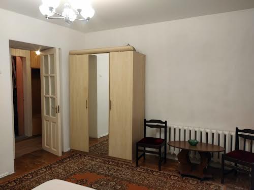 квартира за адресою Кінна вул., 13