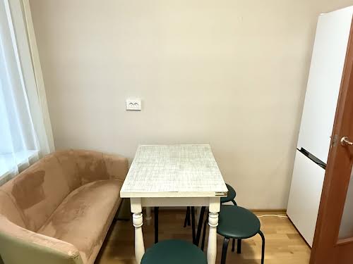 квартира по адресу Олены Пчилки ул., 4