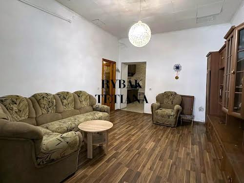 квартира за адресою Приморська вул., 32