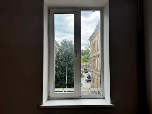 комерційна за адресою Шведська, 3