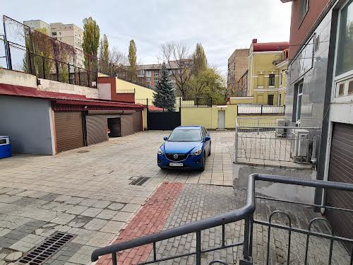 квартира за адресою Коніського, 44