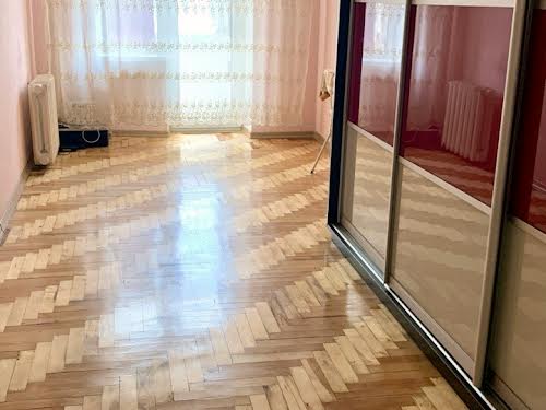 квартира по адресу Чаривная ул., 40